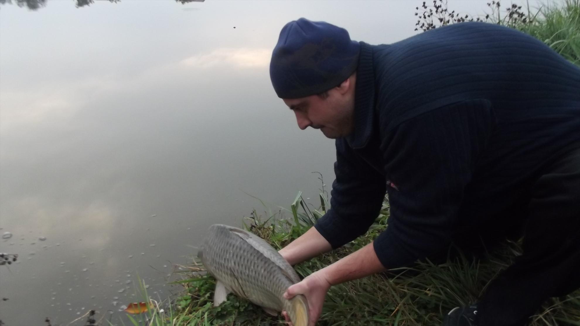 pescuit M.Vlasiei  2012 - dscf0249.JPG